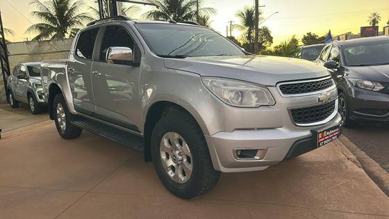 CHEVROLET S10 2.4 LTZ 4X2 CD 8V FLEX 4P MANUAL CHEVROLET S10 2.4 LTZ 4X2 CD 8V FLEX 4P MANUAL